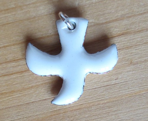 Dove pendant with cord (n°75) - White