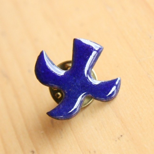 Pendentif croix « colombe » (Pins n°93) - bleu foncé