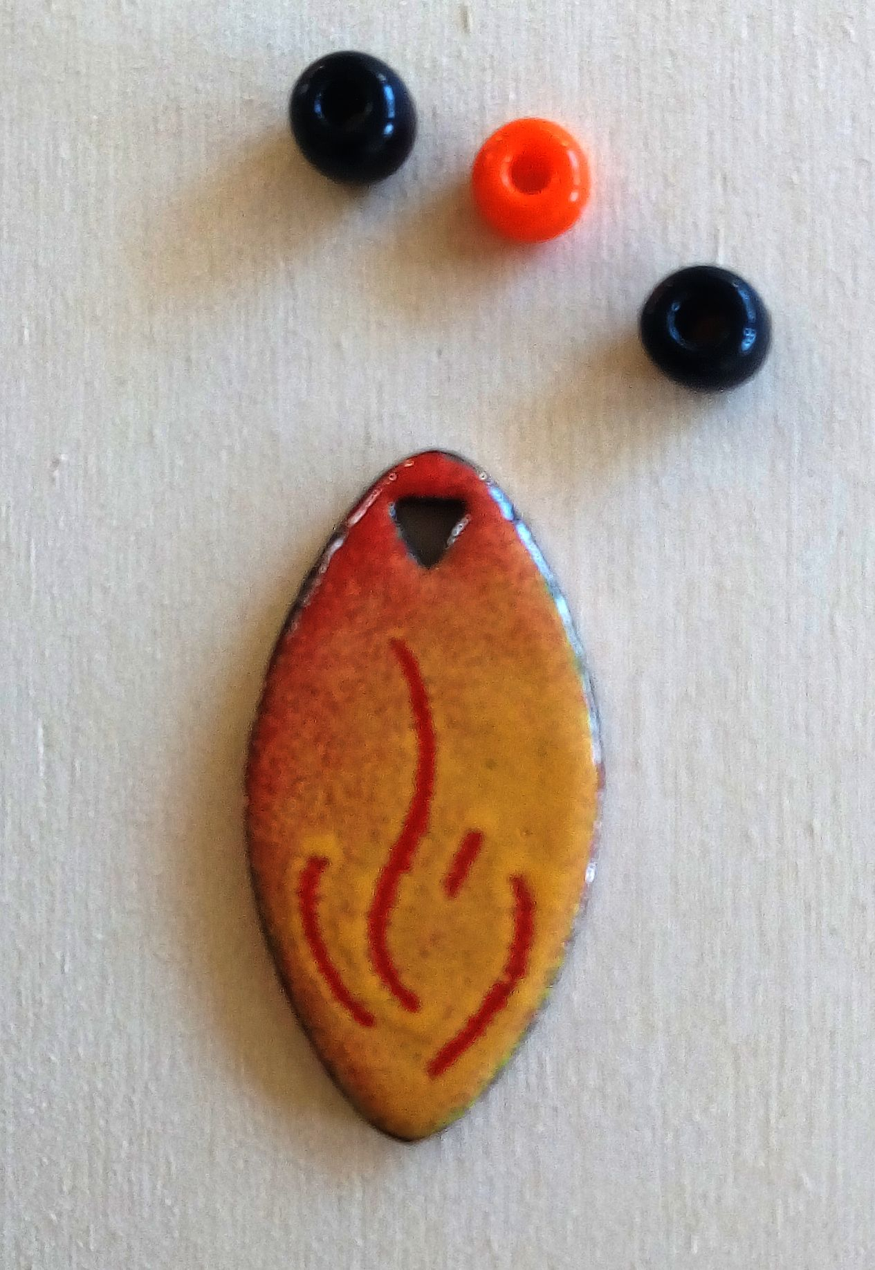 Pendant with cord (N°A01)